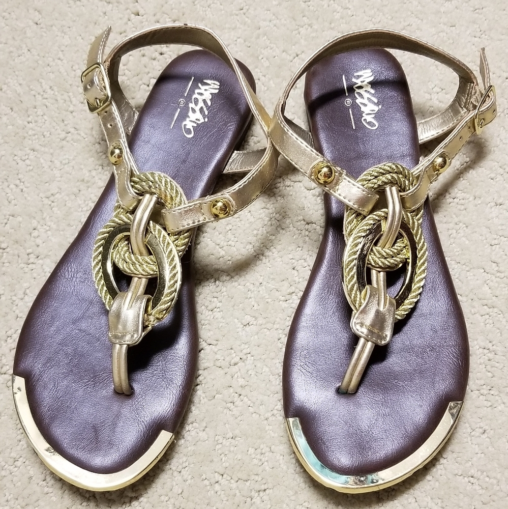 Massimo sandals